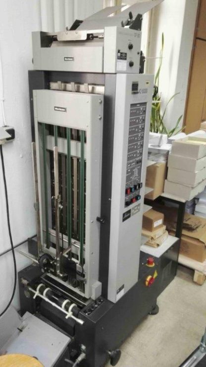 Máquina de recolha de folhas soltas com alimentador de vácuo HORIZON AC-6000 S CF-20 com alimentador de tampas - Image 2