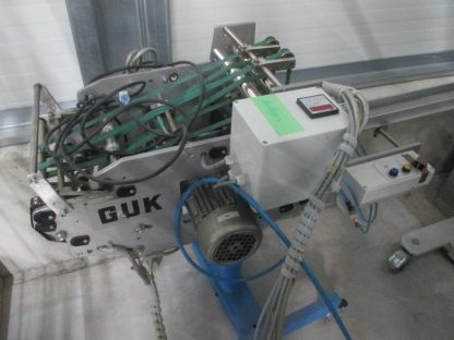 Grieser & Kunzmann GUK KS 235 / 3 mobile, layar tegak format kecil yang dapat disesuaikan ketinggiannya