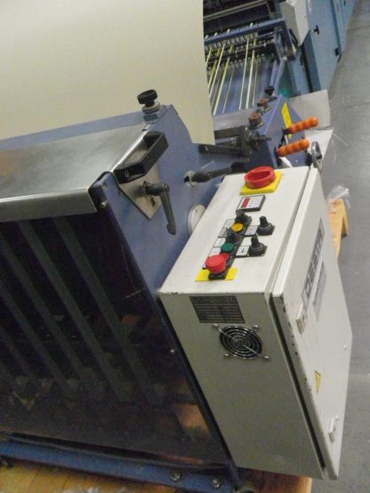 DESTA BAS-FSA 700 - ﻿combinable pressing unit with vertical stack delivery - Image 2