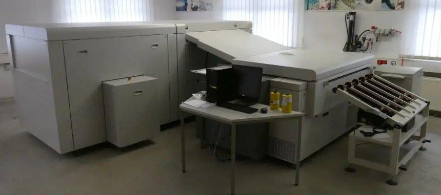 8up vollautomatisches thermal CtP System Kodak Magnus 800 mit MCU, UDR-C, Entwickler und Stapler Glunz & Jensen MK III