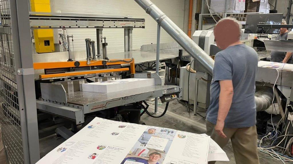 Schneider Senator 155 H CT Großformat Schneidelinie – Bild 5