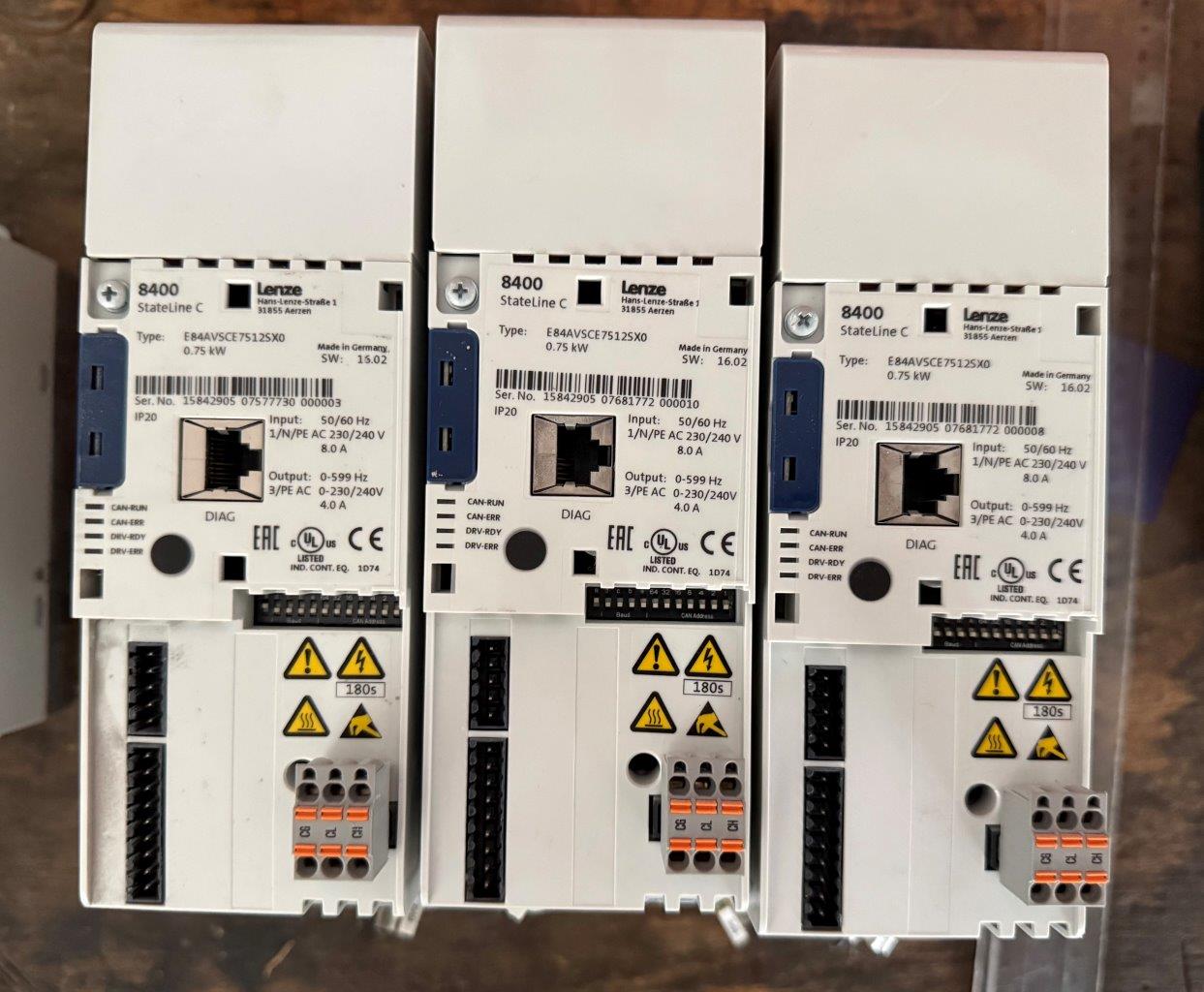 Lenze Frequenzumrichter 8400 StateLine C 0,75kW Typ E84AVSCE7512SX0
